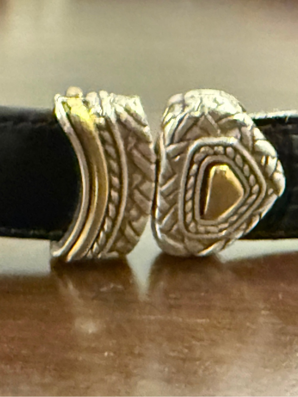 Vintage Reversible Black Brown Croc Embossed Leather Belt Western Size 28 S/M - Picture 4 of 15